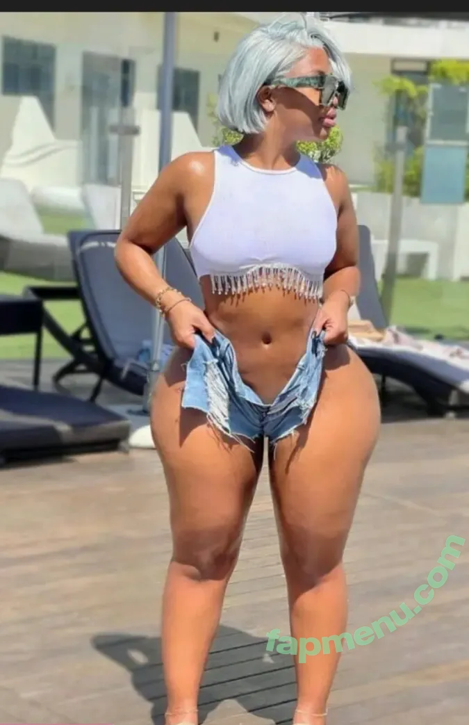 Cindy Makhathini nude photo #0023 (Cindy Makhathini Tango / Cindy Tango / cindy_makhathini_tango)