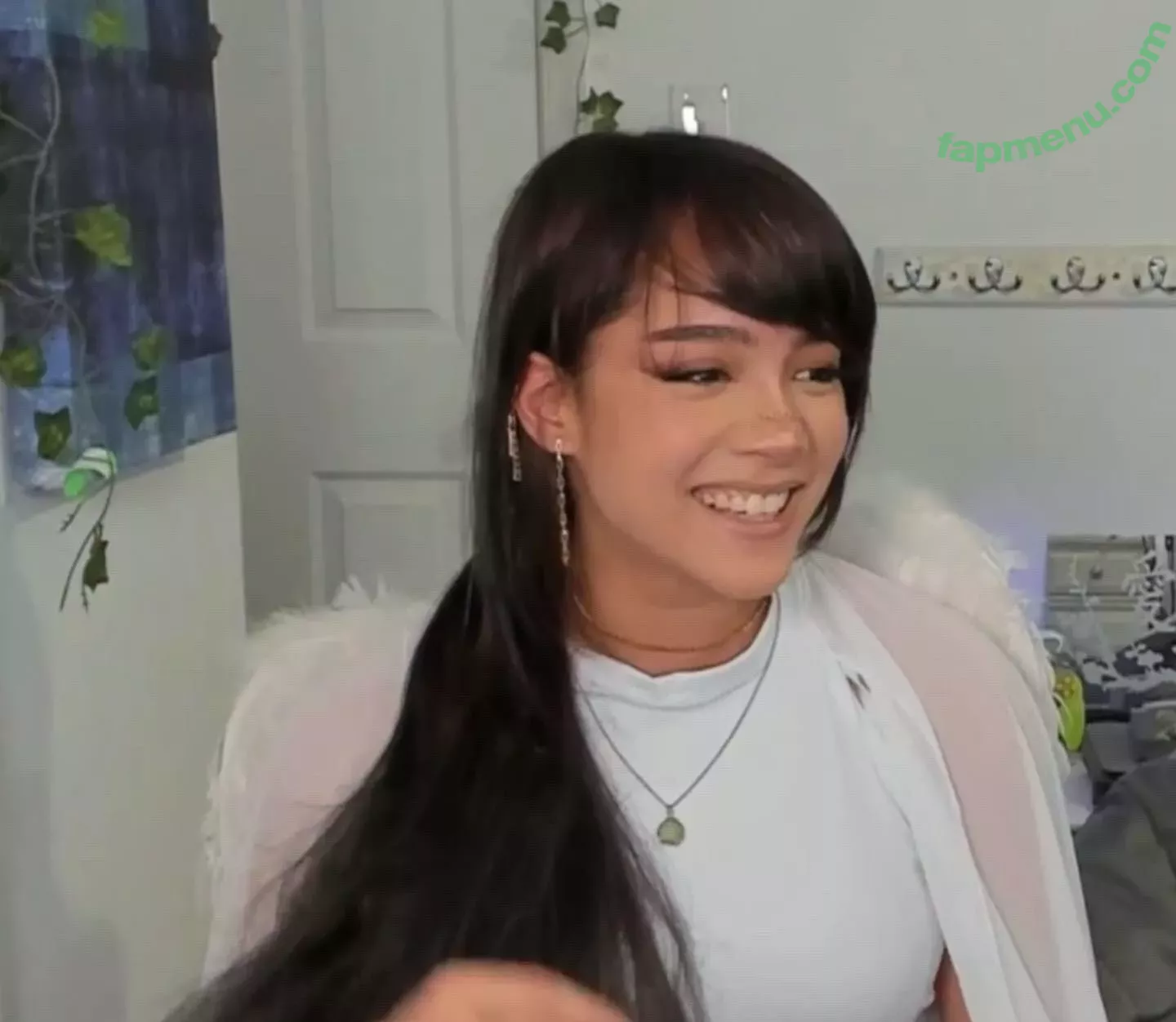 Cinnabrit nude photo #0318 (Cinna / cinnanut)