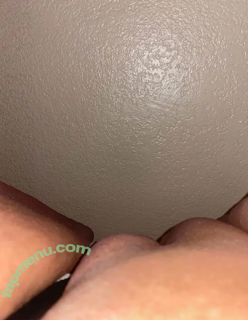 cinnamonbentley nude photo #0028 (_cinncinncinny_)