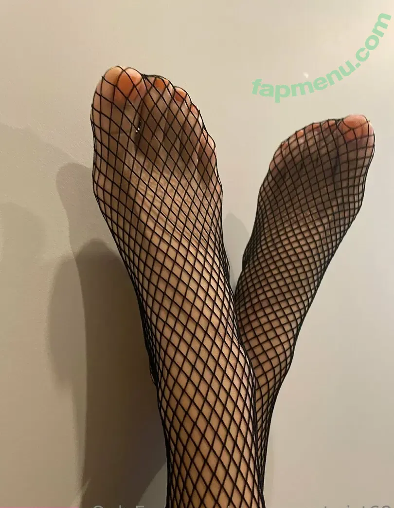 cinnamontwist68 nude photo #0003 (tattedcinnamon_twist)