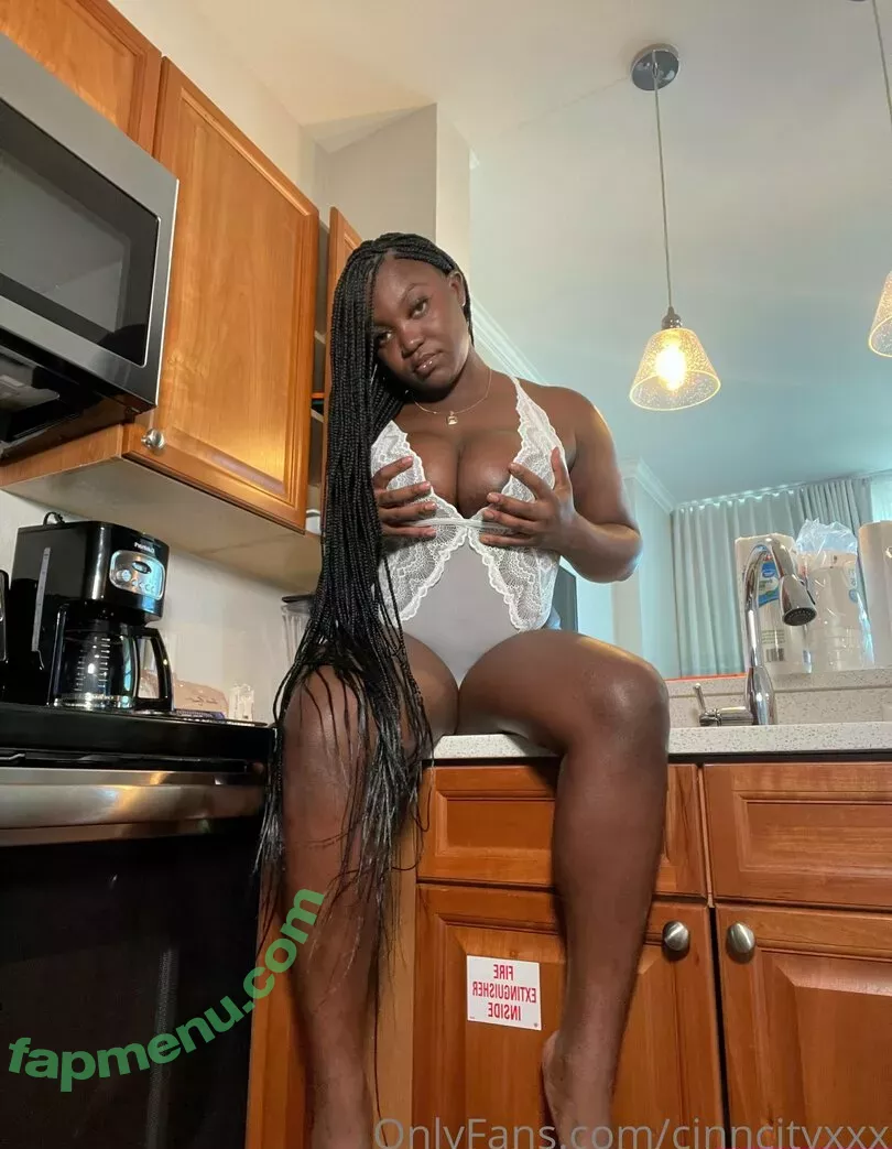 cinncityxxx nude photo #0076 (simplycinn_)