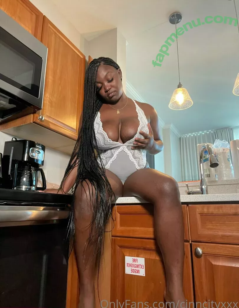 cinncityxxx nude photo #0079 (simplycinn_)