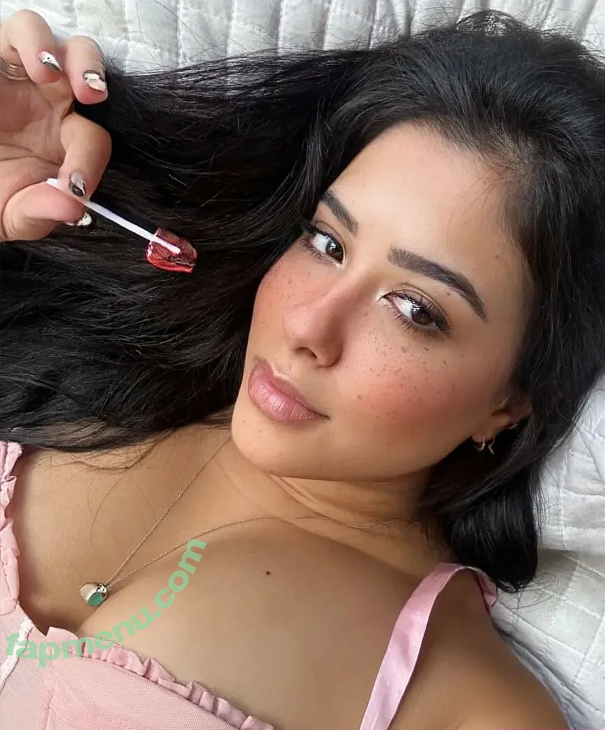 Cinthia Cruz nude photo #0008 (cinthiacruz_)