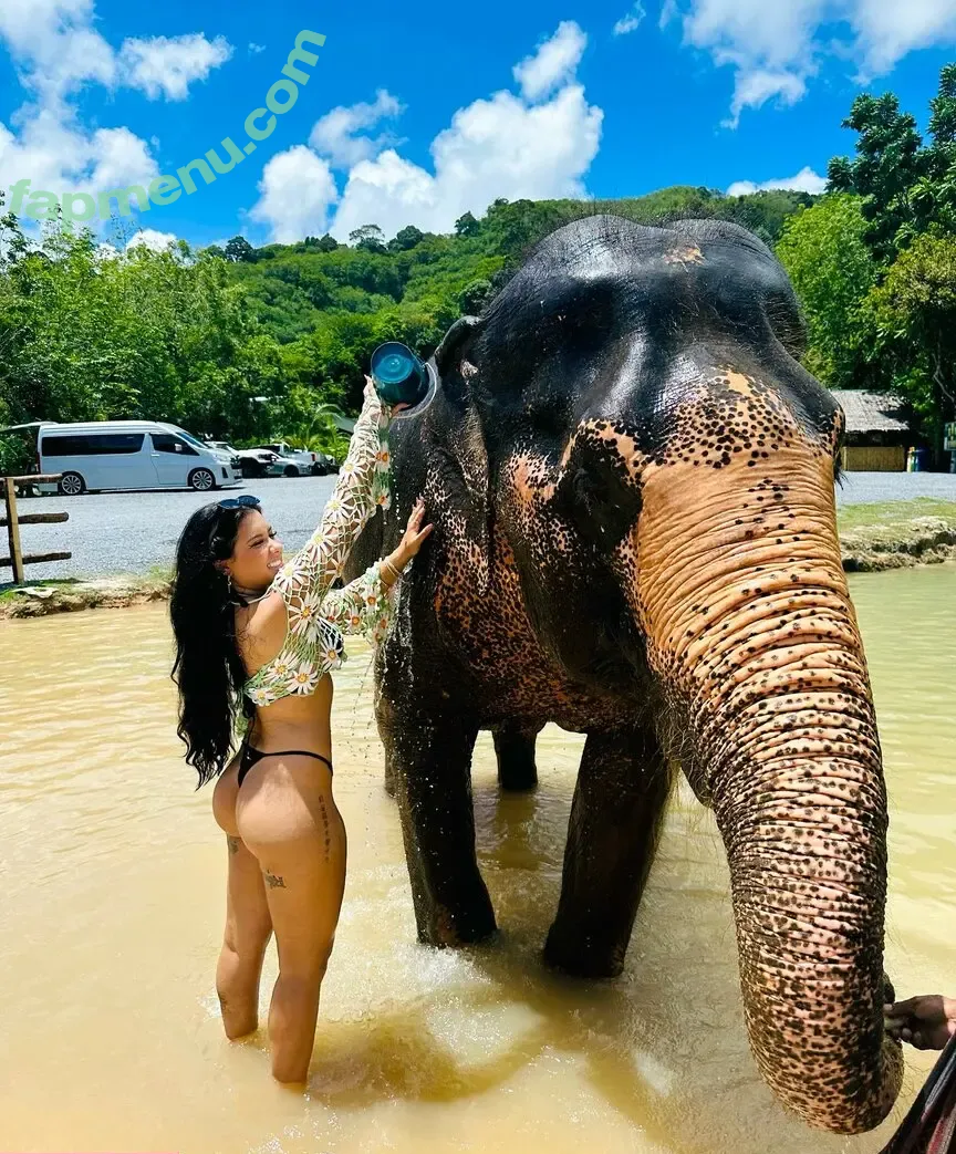 Cinthia Cruz nude photo #0022 (cinthiacruz_)