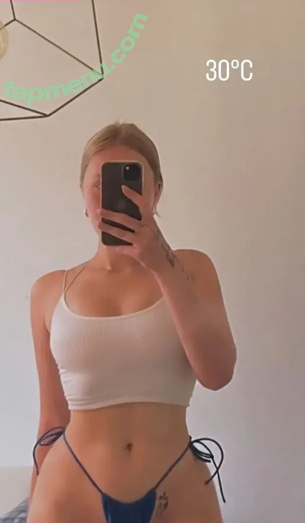 Cirizzle nude photo #0102 (cirizle / cirizzzle)