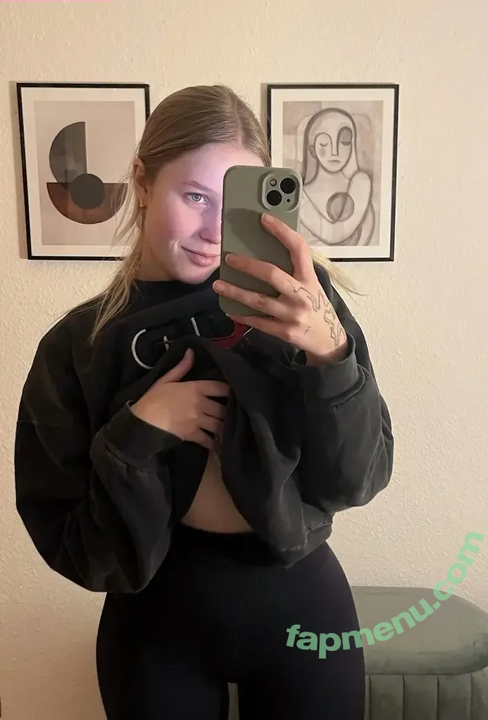 Cirizzle nude photo #0199 (cirizle / cirizzzle)