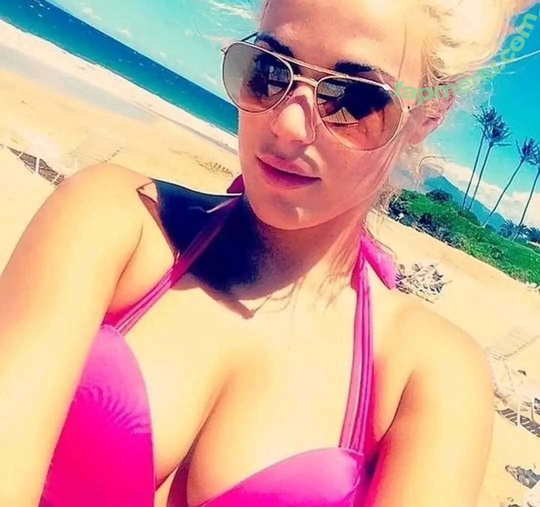 CJ Perry aka Lana nude photo #0040 (thecjperry)