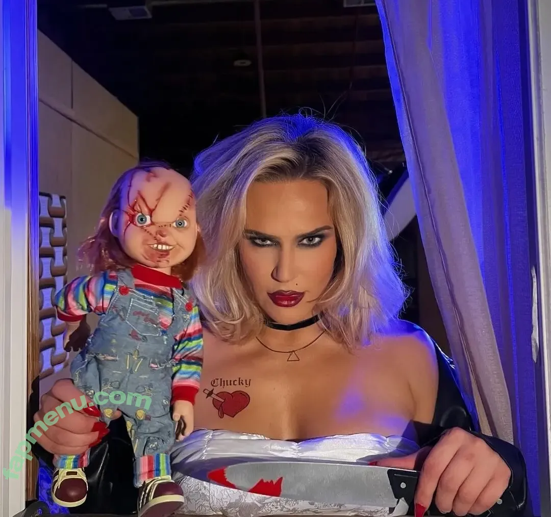 CJ Perry aka Lana nude photo #0431 (thecjperry)