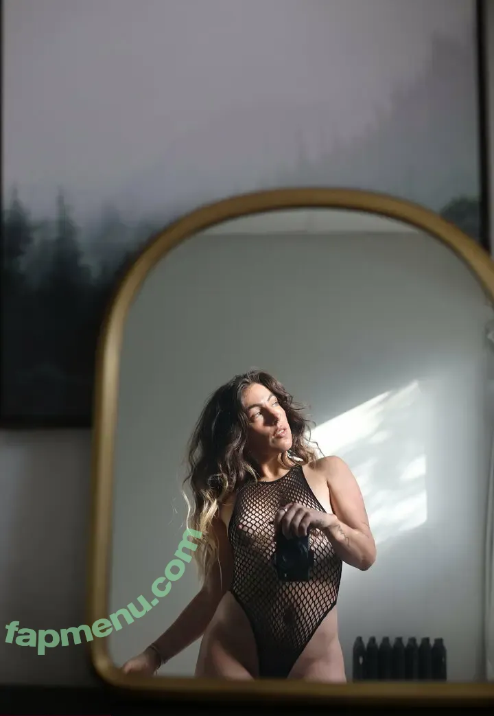 cjsloan nude photo #0051 (cjsloan__)