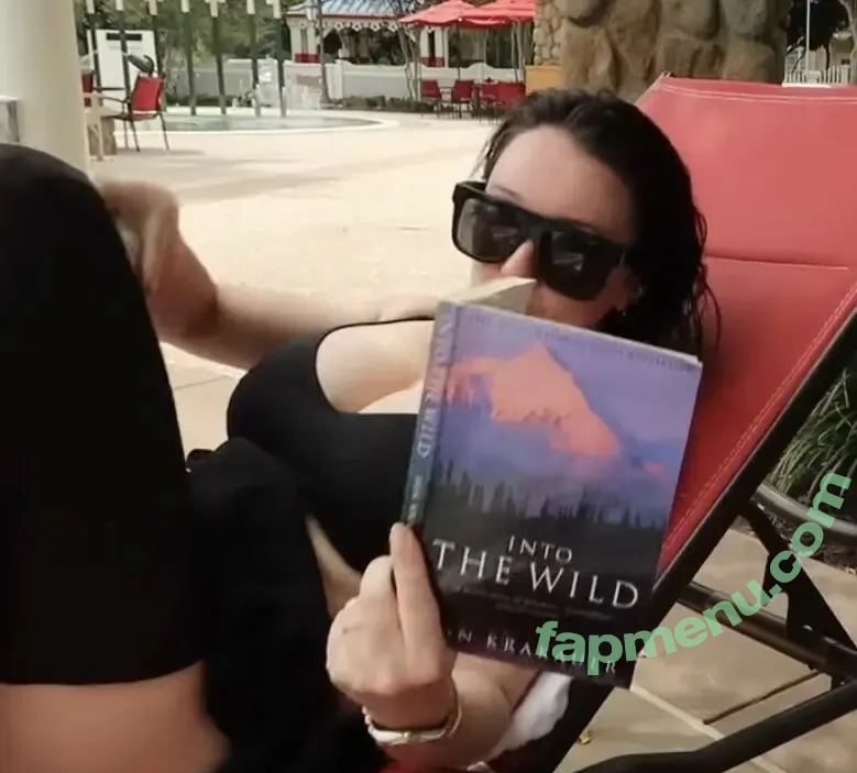 Clair Buckley nude photo #0489 (Meek / clairbuckley)