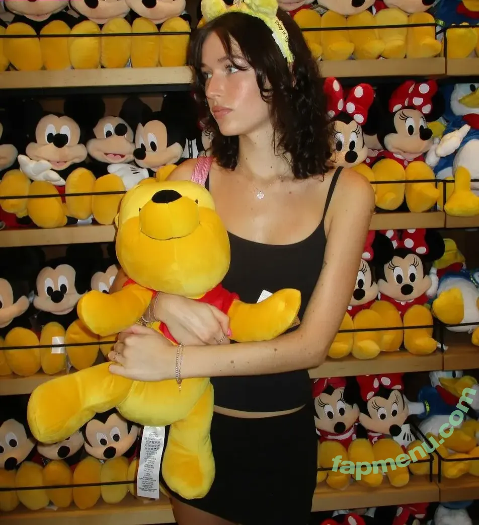 Claire Drake nude photo #0064 (clairedrakee)