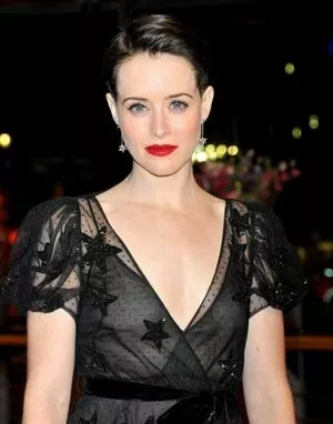 Claire Foy / theclairefoy nude photo #0043