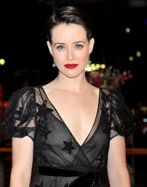 Claire Foy / theclairefoy nude photo #0093