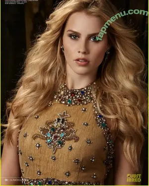 Claire Holt / claireholt nude photo #0195