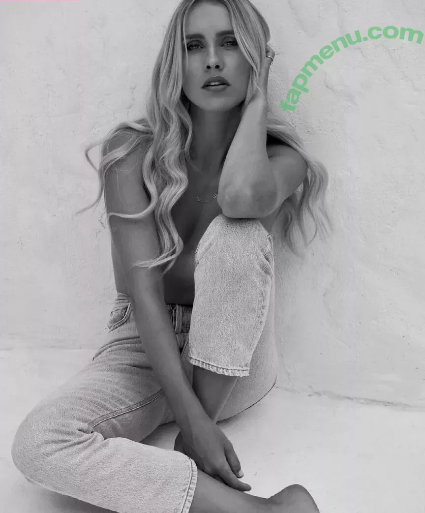Claire Holt nude photo #0057 (claireholt)