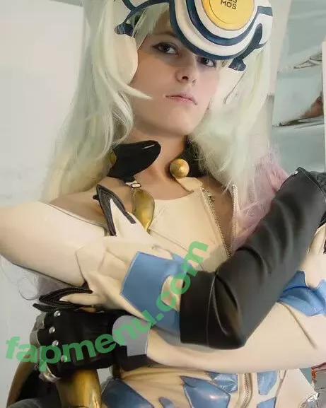 Claire Max nude photo #0092 (ClaireMax / maximumclaire)