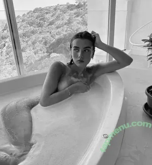 Claire Molin / claire_moulin / claireemoliniiii nude photo #0318