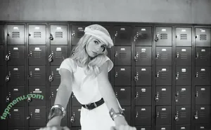 Claire Rosinkranz / clairerosinkranz / illustrious_trap nude photo #0112