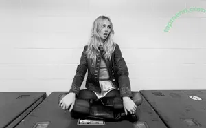 Claire Rosinkranz / clairerosinkranz / illustrious_trap nude photo #0127