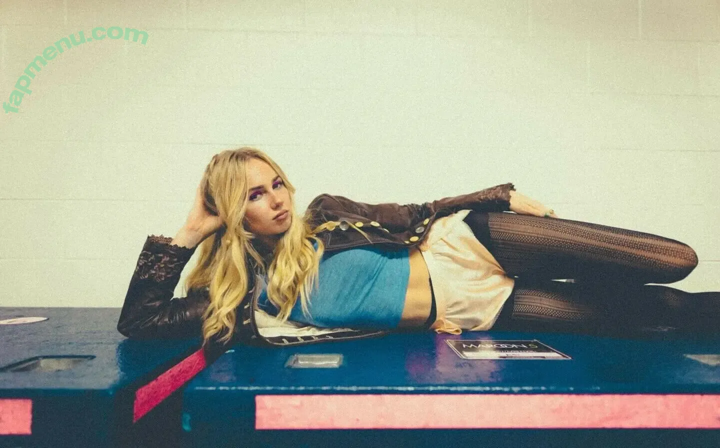 Claire Rosinkranz nude photo #0121 (clairerosinkranz / illustrious_trap)