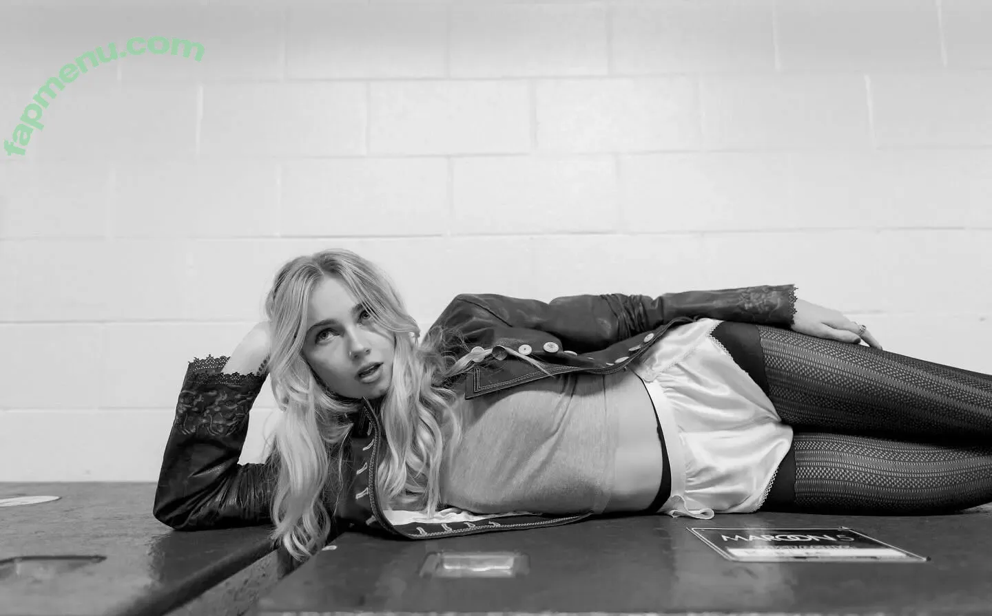 Claire Rosinkranz nude photo #0122 (clairerosinkranz / illustrious_trap)