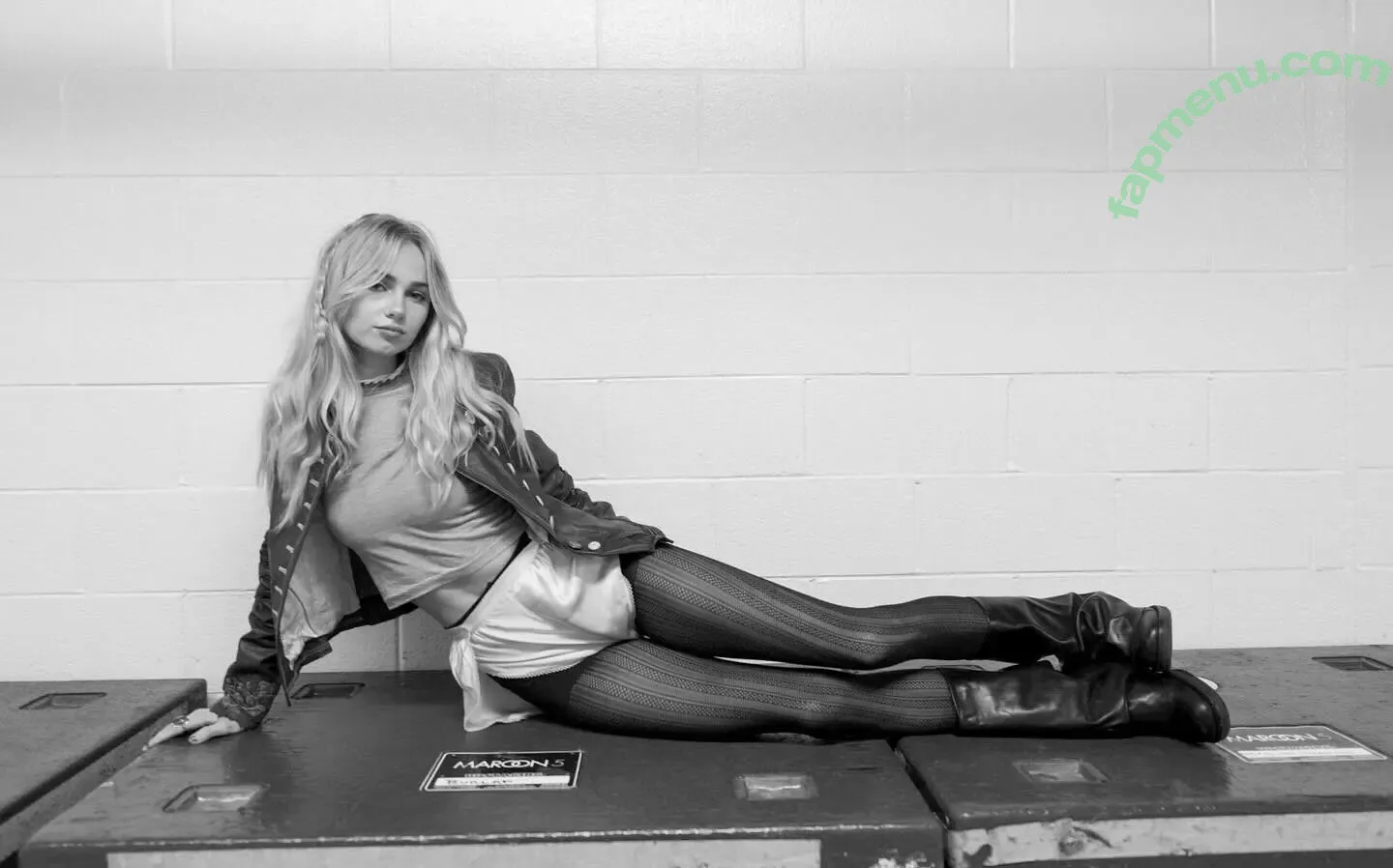 Claire Rosinkranz nude photo #0125 (clairerosinkranz / illustrious_trap)