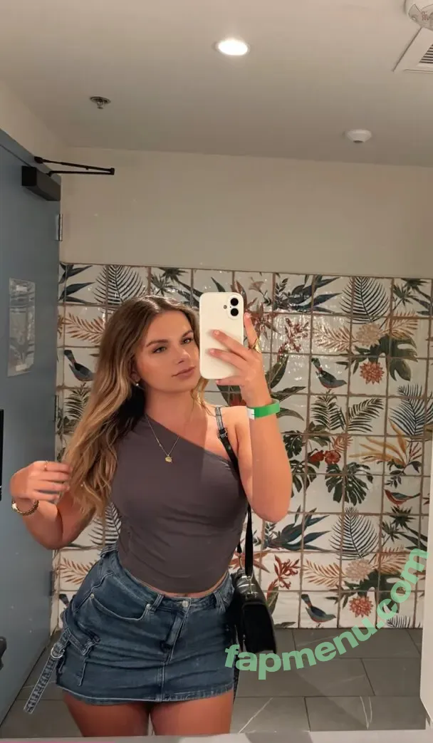 Claire Schroeder nude photo #0131 (claireschroeder / spicyjazzyofficial)