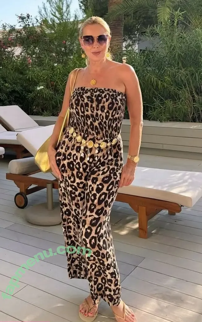 Claire Sweeney nude photo #0116 (claire.sweeney)