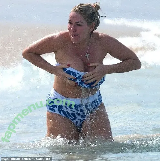 Claire Sweeney nude photo #0144 (claire.sweeney)