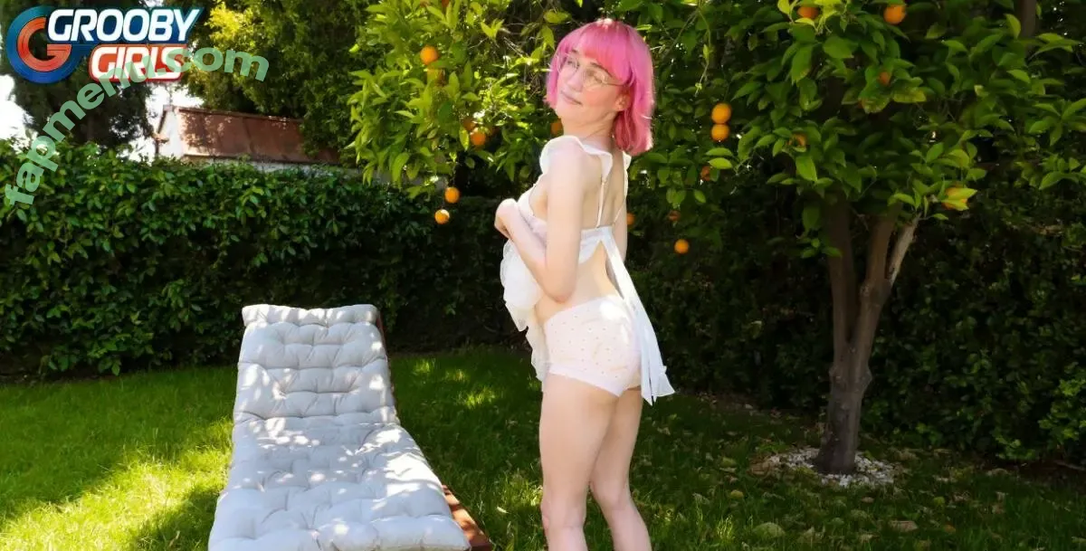 Claire Tennebrarum nude photo #0158 (Flammableoil / SymetricalGay / dick_run_claire)