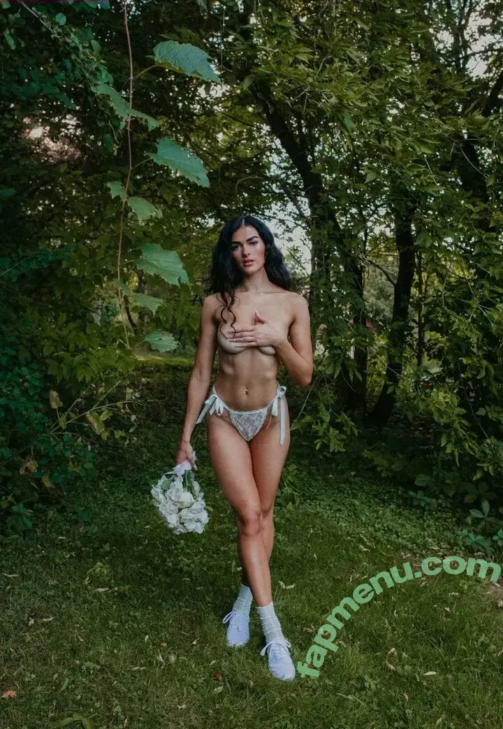 Claire Woods nude photo #0050 (claireewoods)