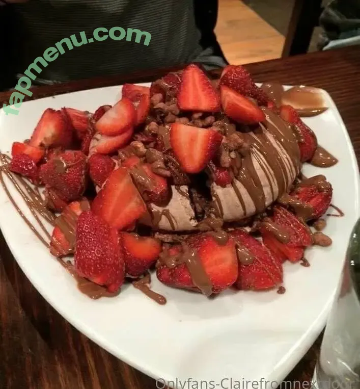 clairedelight nude photo #0012 (peekatclaire / yourgoodlittlewifey)