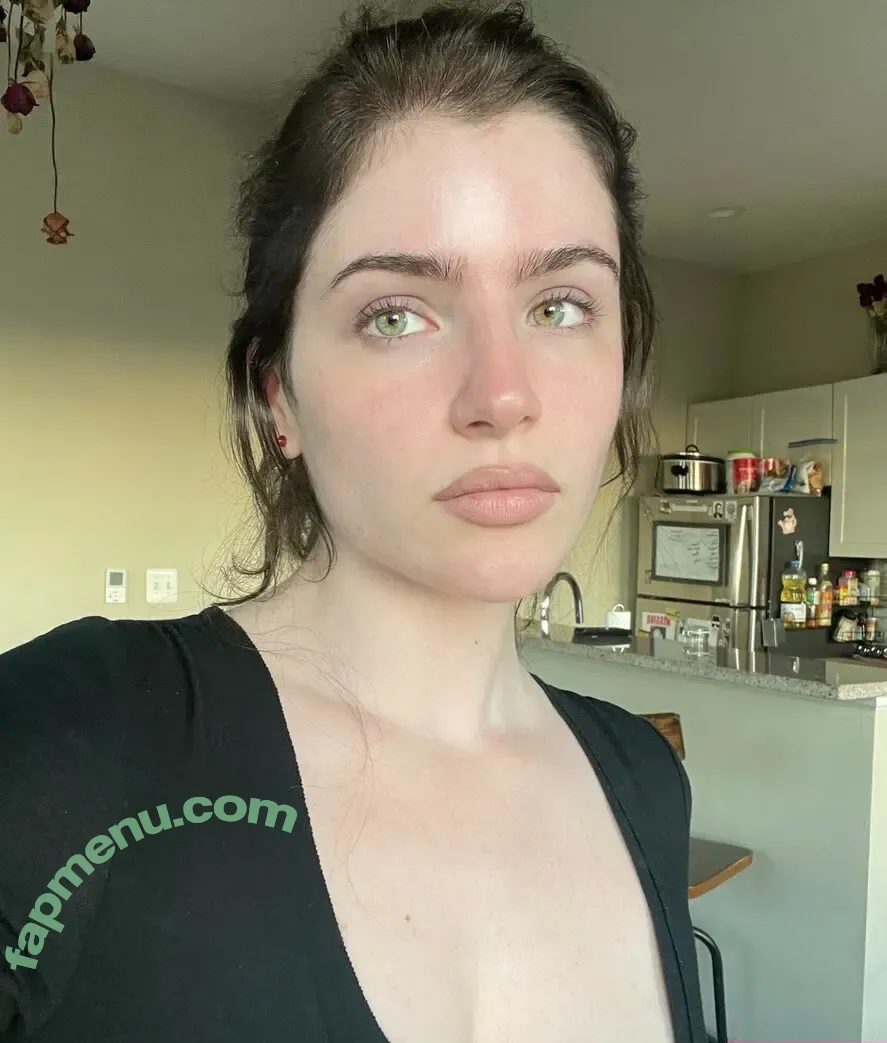 claireyael nude photo #0075 (claireyael)