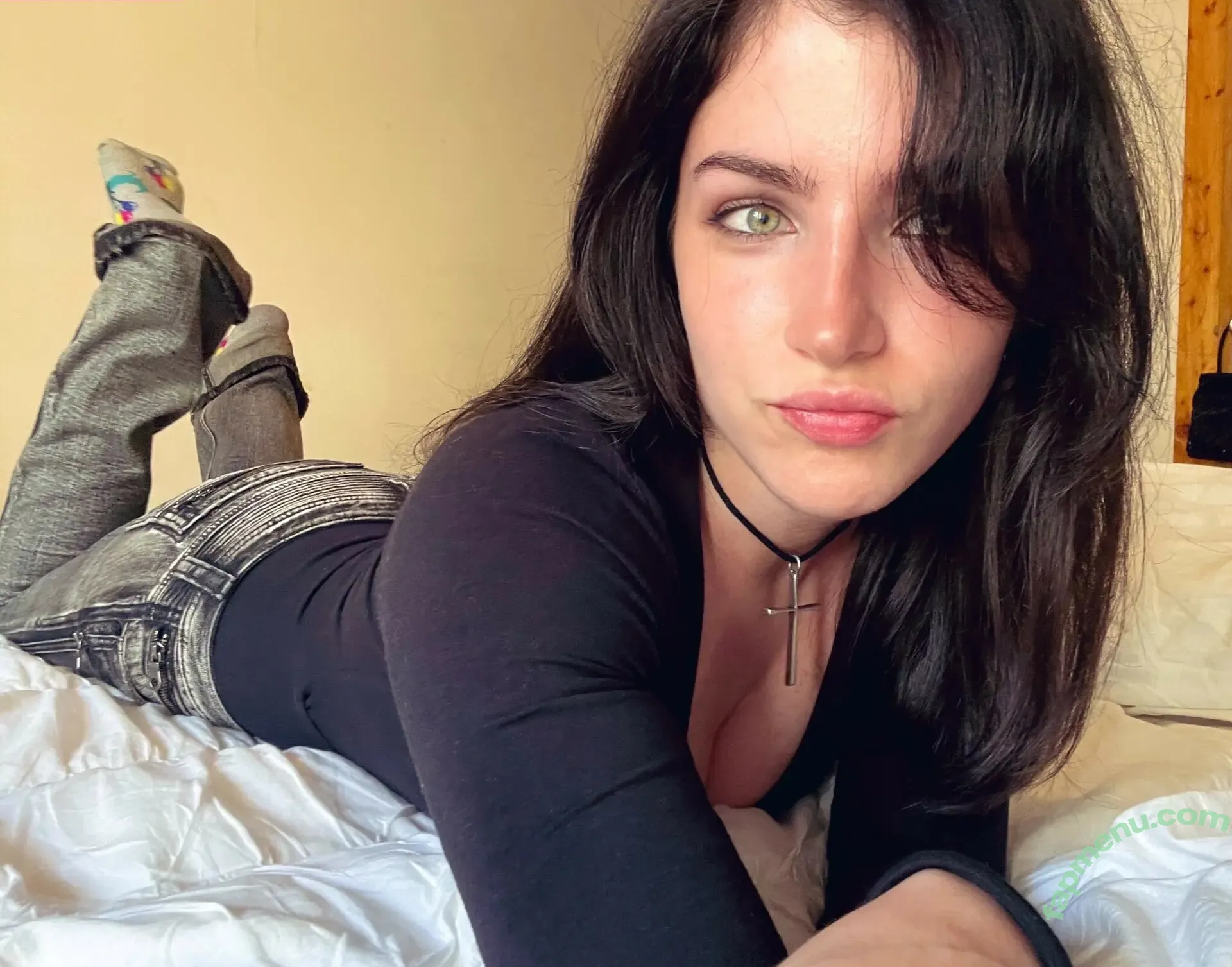 claireyael nude photo #0085 (claireyael)
