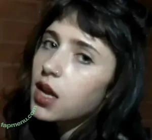 Clairo / Claire Cottrill nude photo #0197