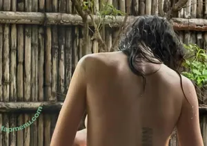 Clairo / Claire Cottrill nude photo #0324