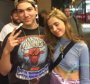 Clairo / Claire Cottrill nude photo #0325