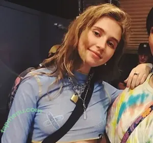 Clairo / Claire Cottrill nude photo #0328