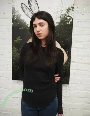 Clairo / Claire Cottrill nude photo #0333