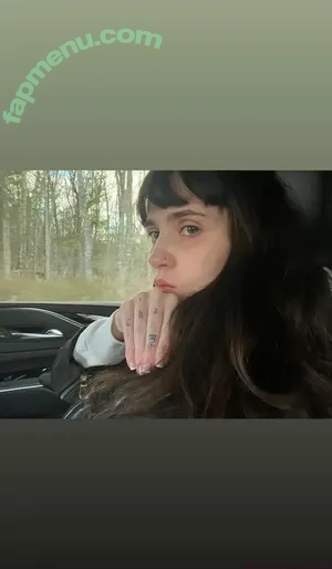 Clairo / Claire Cottrill nude photo #0337