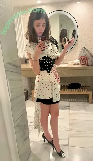 Clairo / Claire Cottrill nude photo #0338