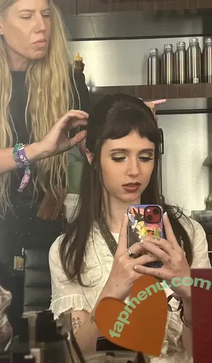 Clairo / Claire Cottrill nude photo #0341