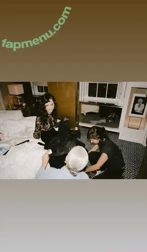 Clairo / Claire Cottrill nude photo #0345