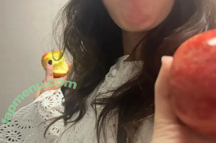 Clairo nude photo #0234 (Claire Cottrill)