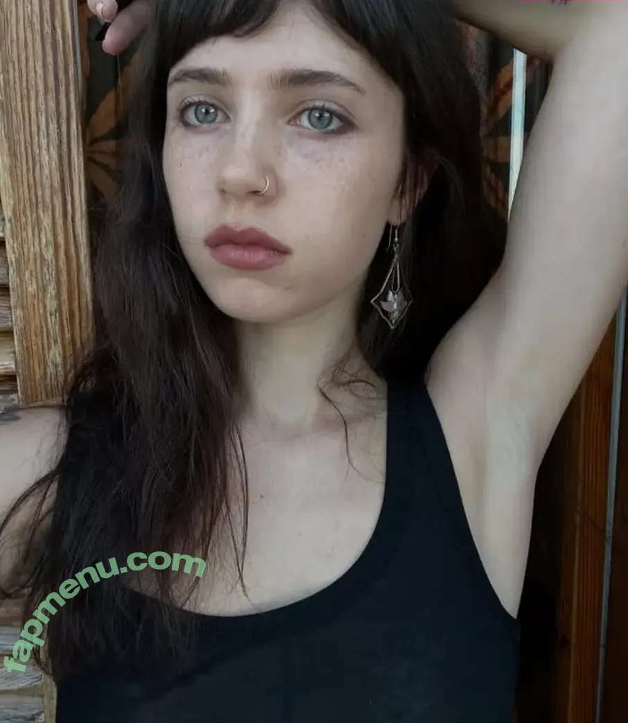 Clairo nude photo #0276 (Claire Cottrill)
