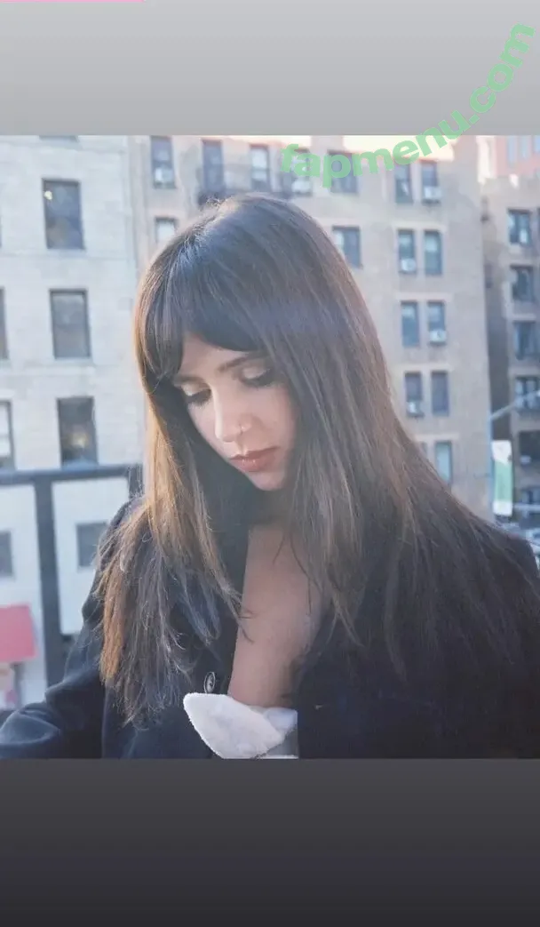 Clairo nude photo #0336 (Claire Cottrill)