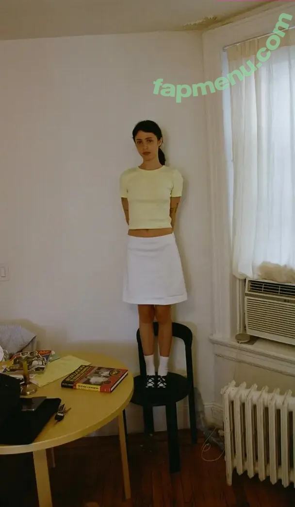 Clairo nude photo #0347 (Claire Cottrill)