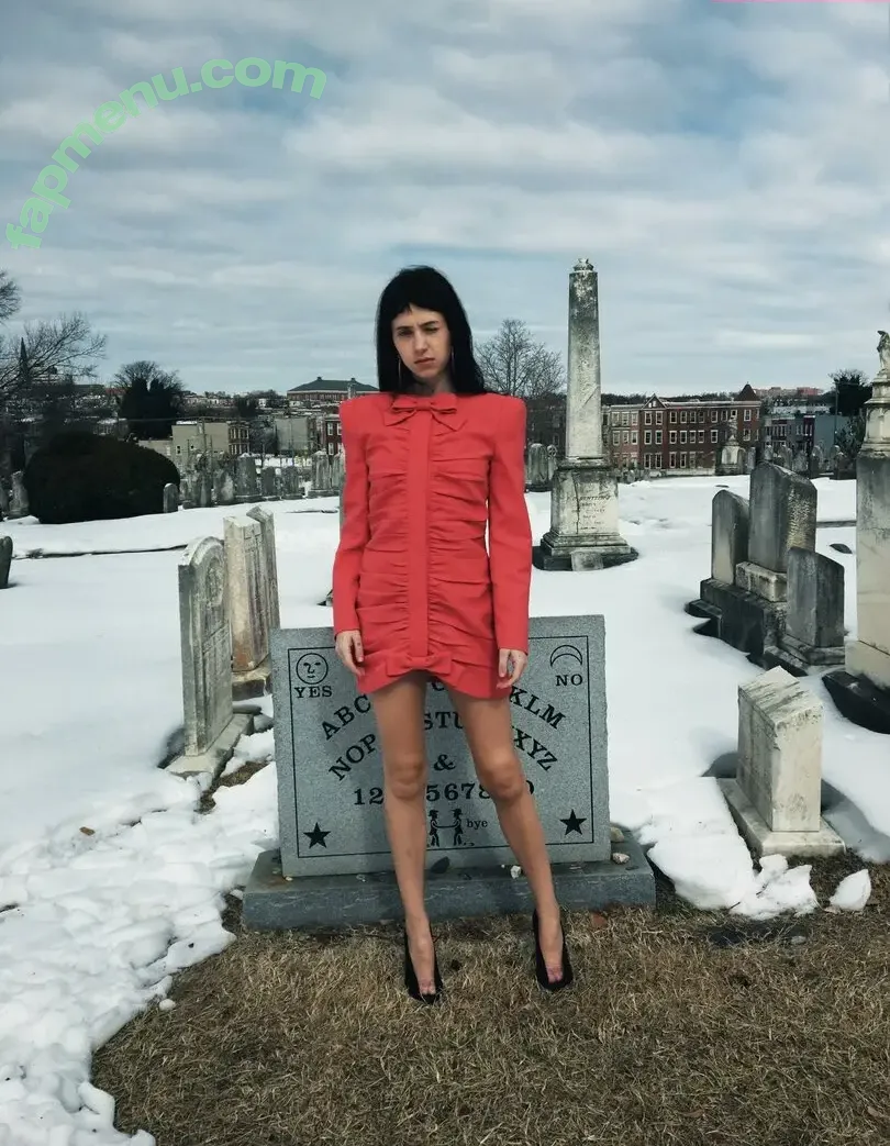 Clairo nude photo #0398 (Claire Cottrill)