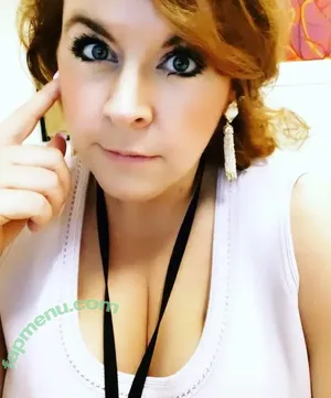 Clara Cobb / claracobb nude photo #0117