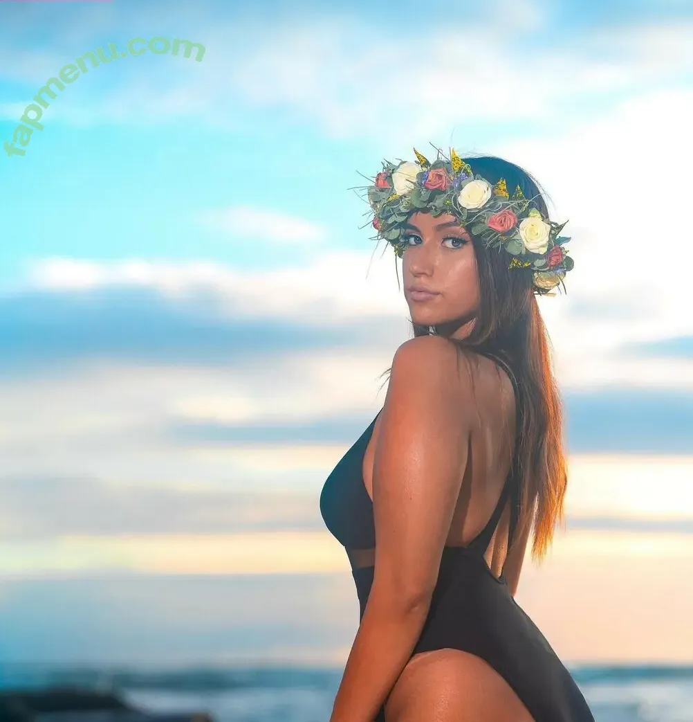 Clara Gomez nude photo #0081 (Claraatwork / claragomezz)